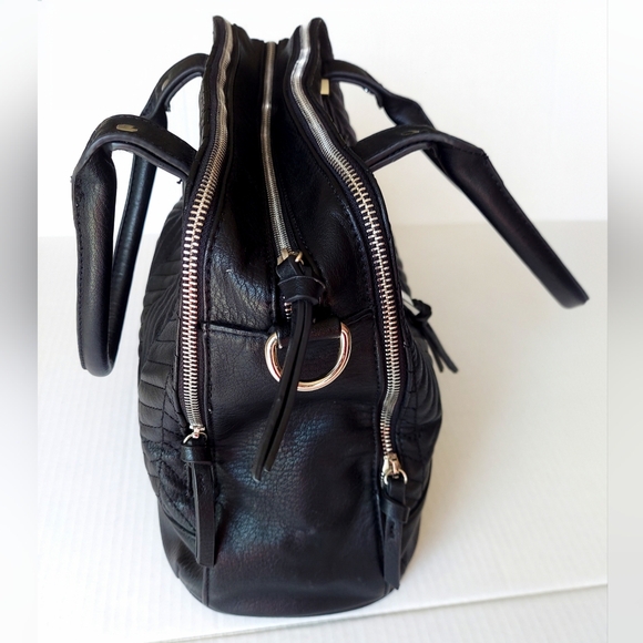 Black Satchel Handbag W Strap Option. Multiple Storage Compartments, VGUC! - Picture 3 of 7